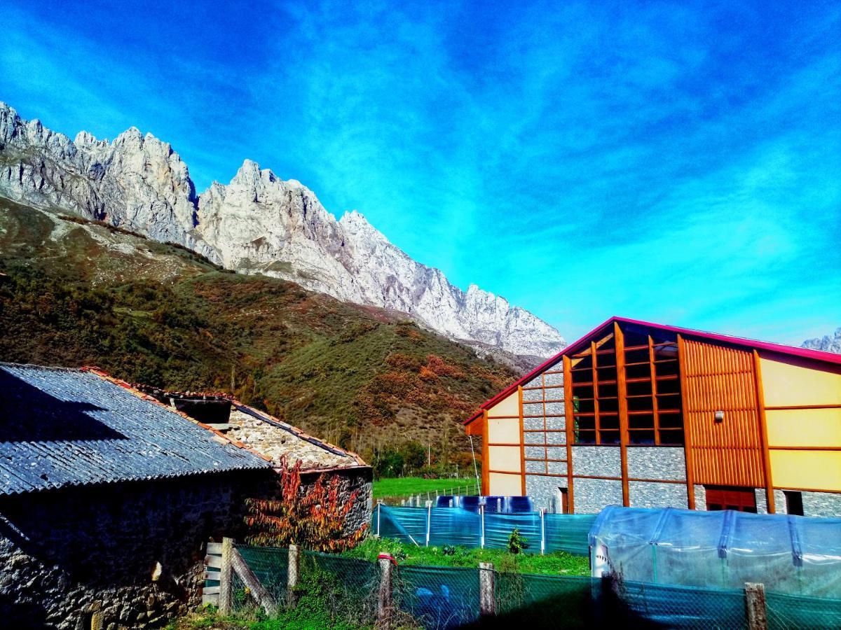 Casa Rural Buron Posada De Valdeon Exteriör bild